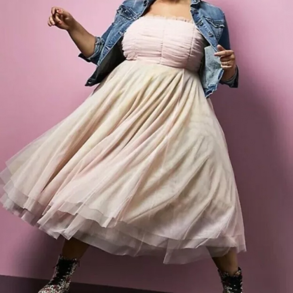 Torrid Betsy Johnson Rainbow pink dress